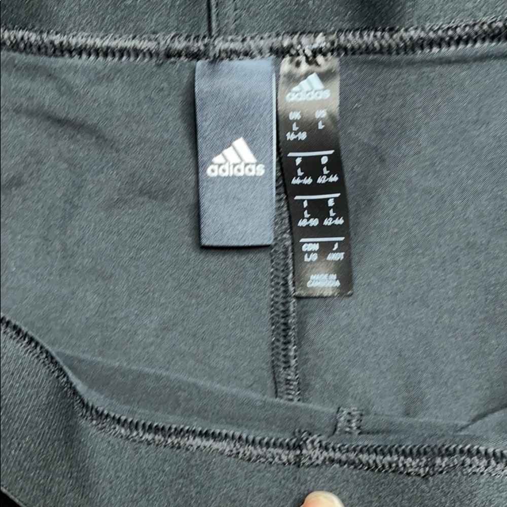 Adidas workout bundle L - Picture 6 of 9